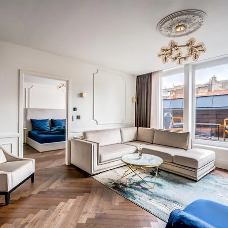 شقة Basilica View 5 Stars Next To Saint Stephen Basilica And The Christmas Market